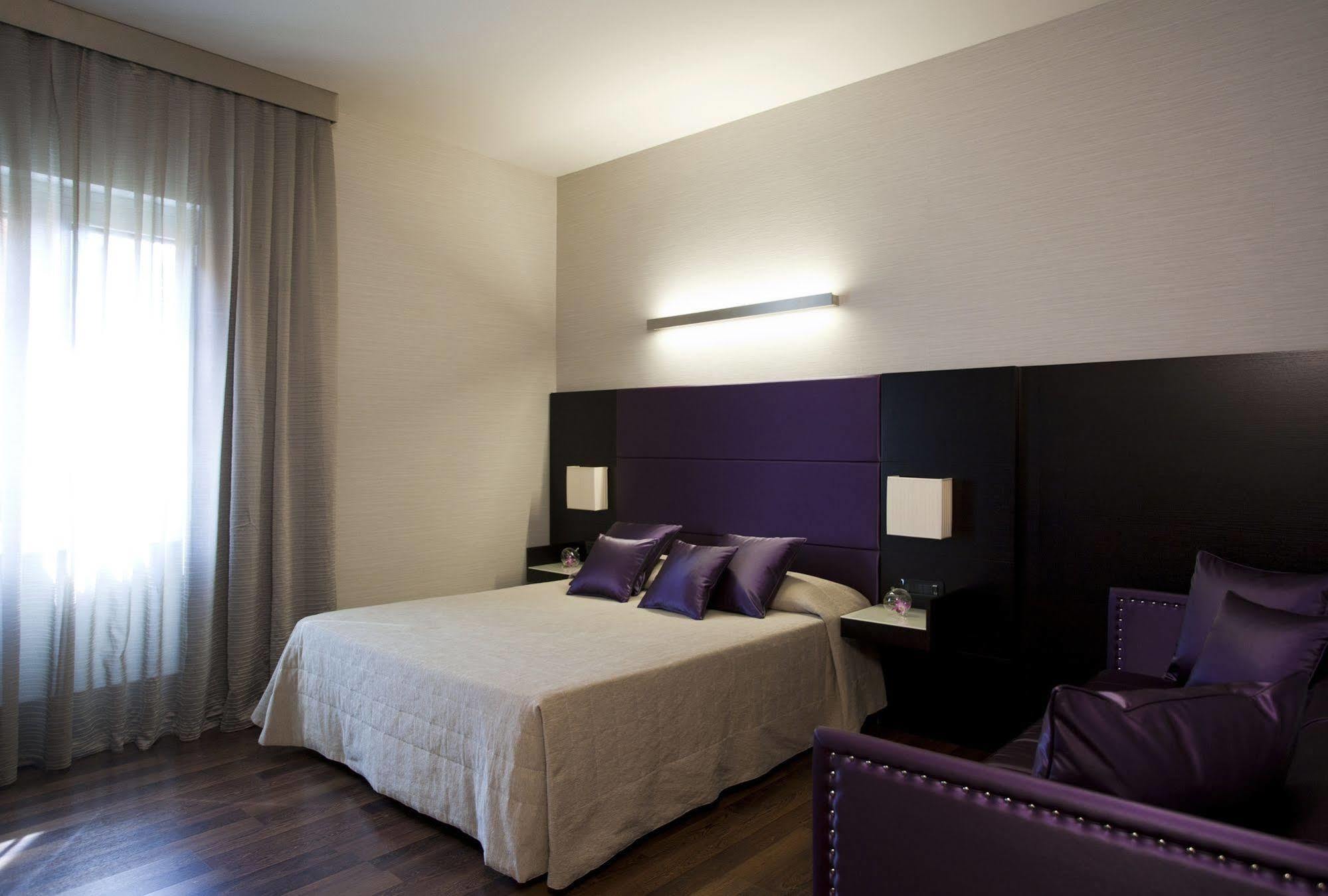 Hotel Caprice
